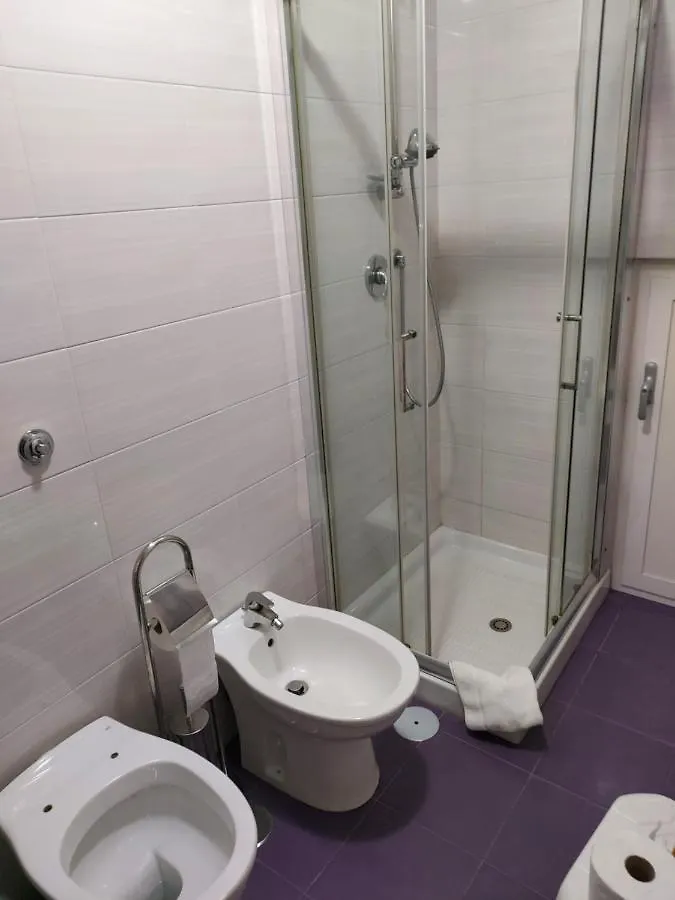 Apartment Vivi I Quartierispagnoli Naples Italy