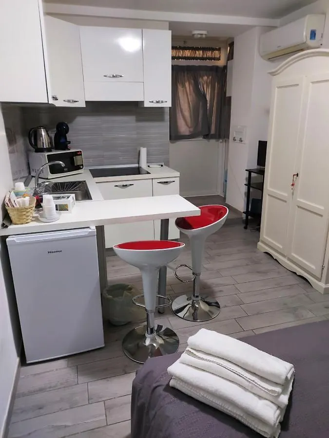 Vivi I Quartierispagnoli Naples Apartment