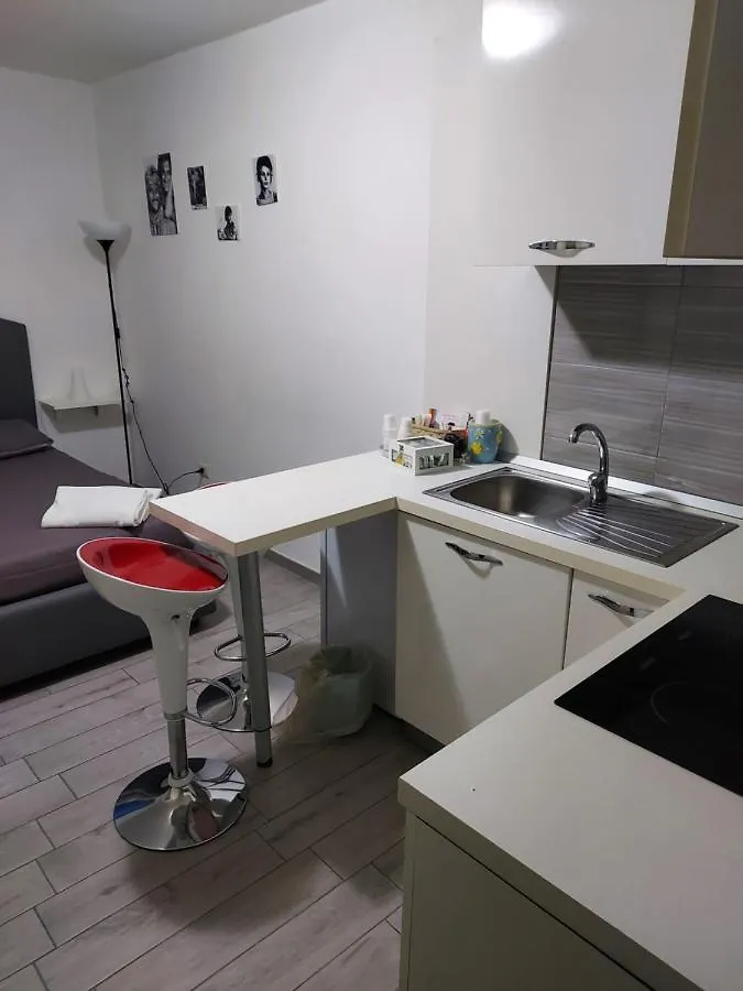 Apartment Vivi I Quartierispagnoli Naples